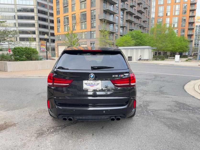 Vehicle image 7 of 40