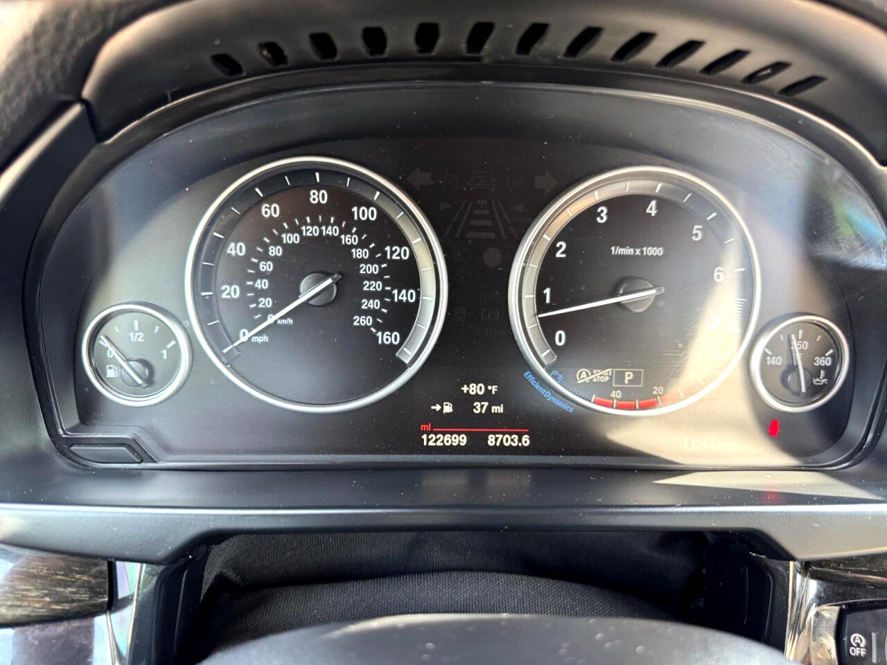Vehicle image 18 of 31