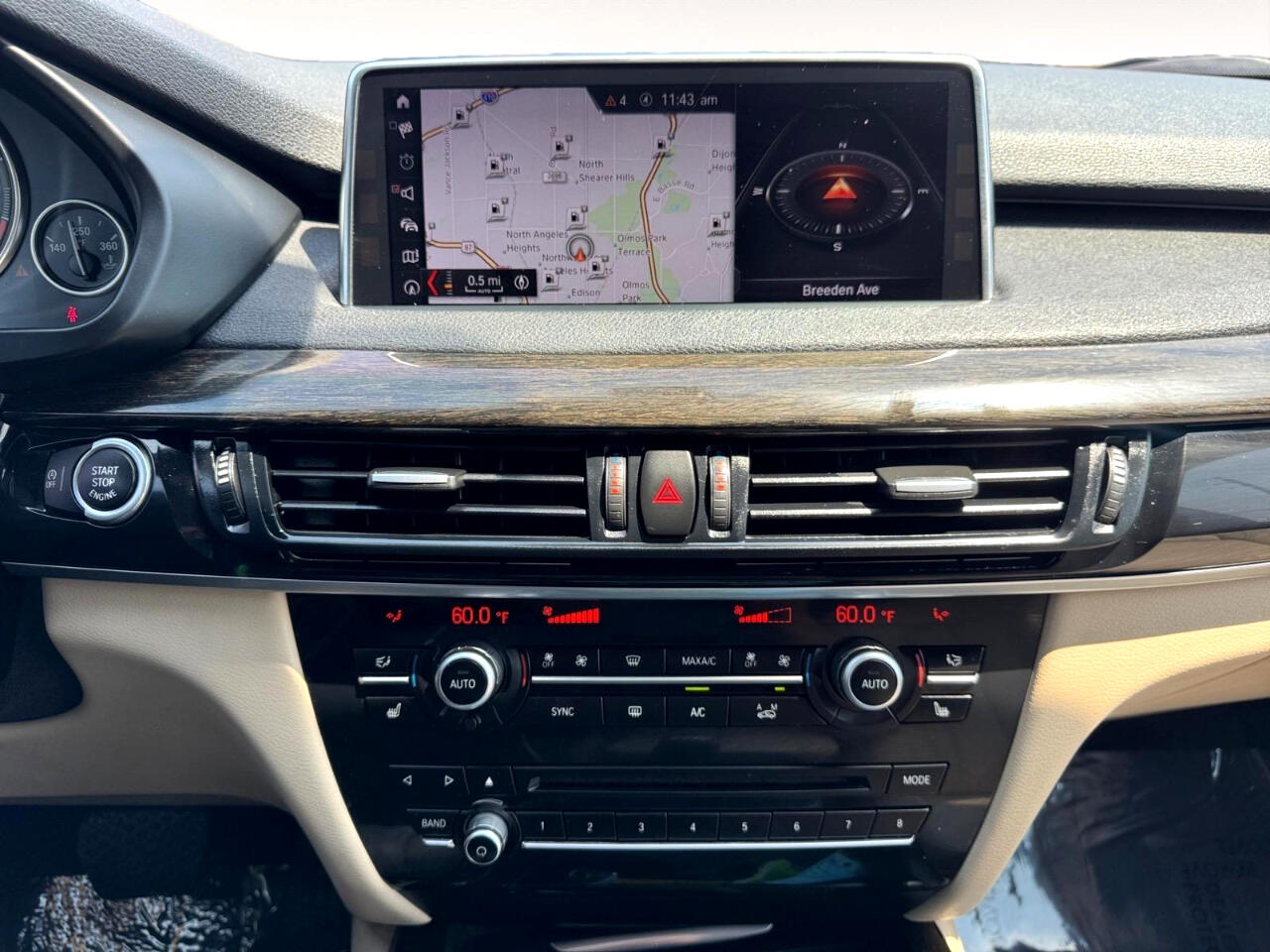 Vehicle image 22 of 31