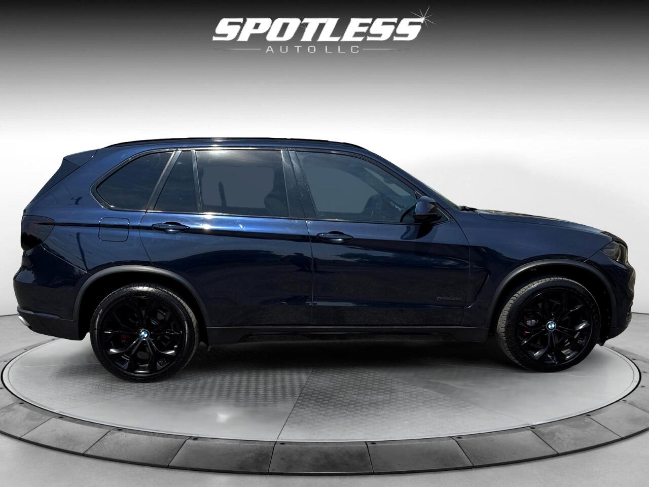 Vehicle image 6 of 31