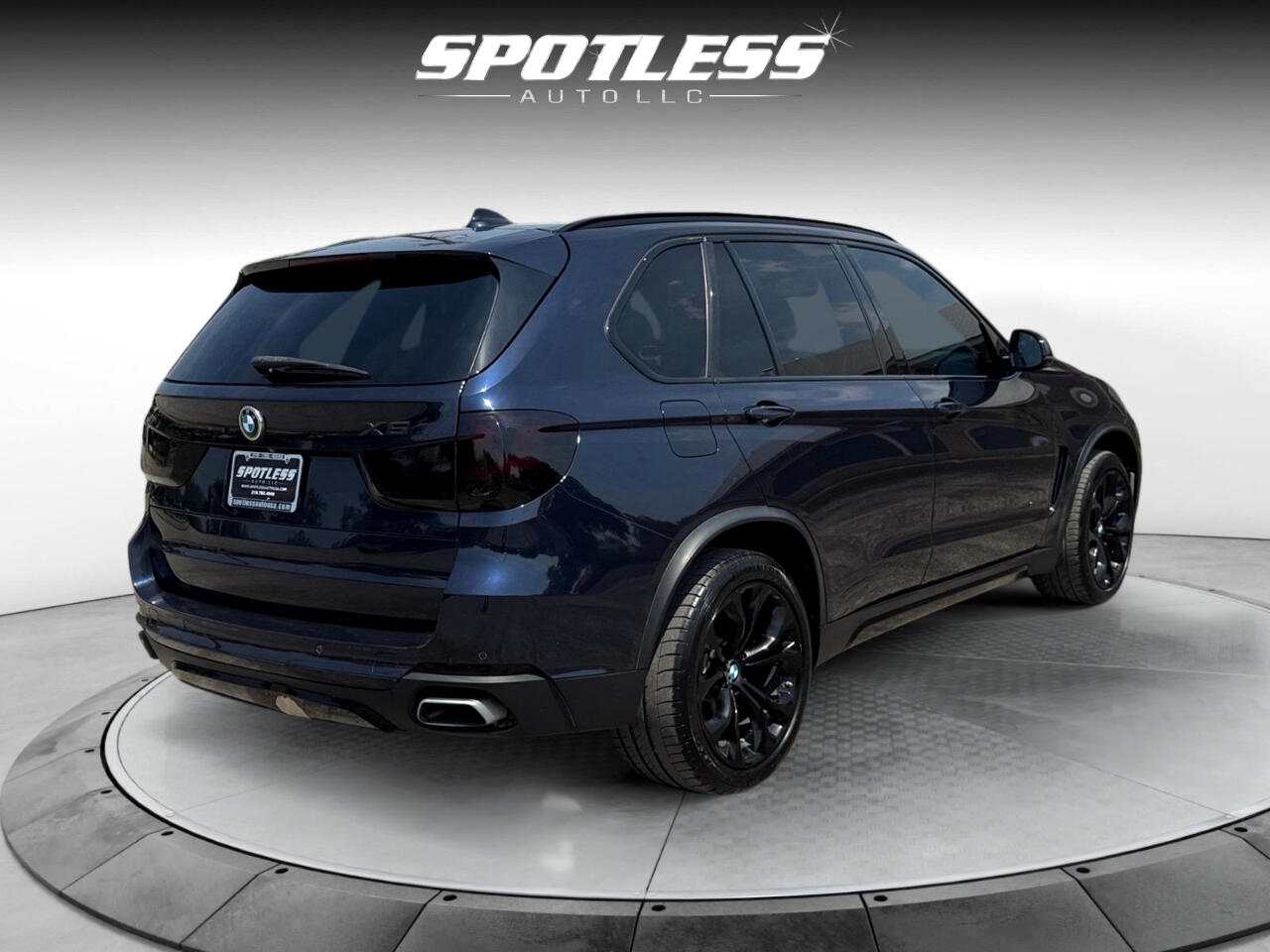 Vehicle image 7 of 31