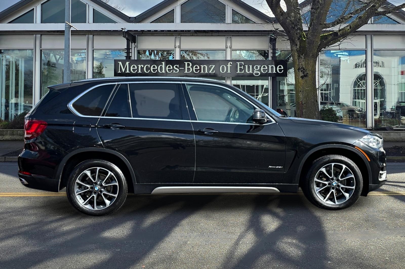 Vehicle image 5 of 36