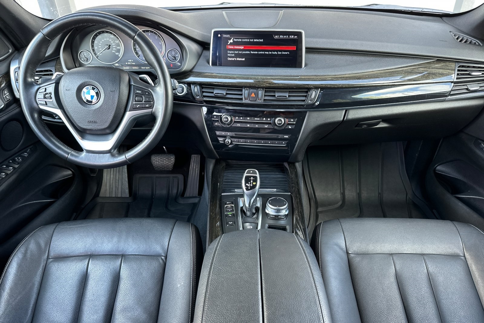 Vehicle image 14 of 36