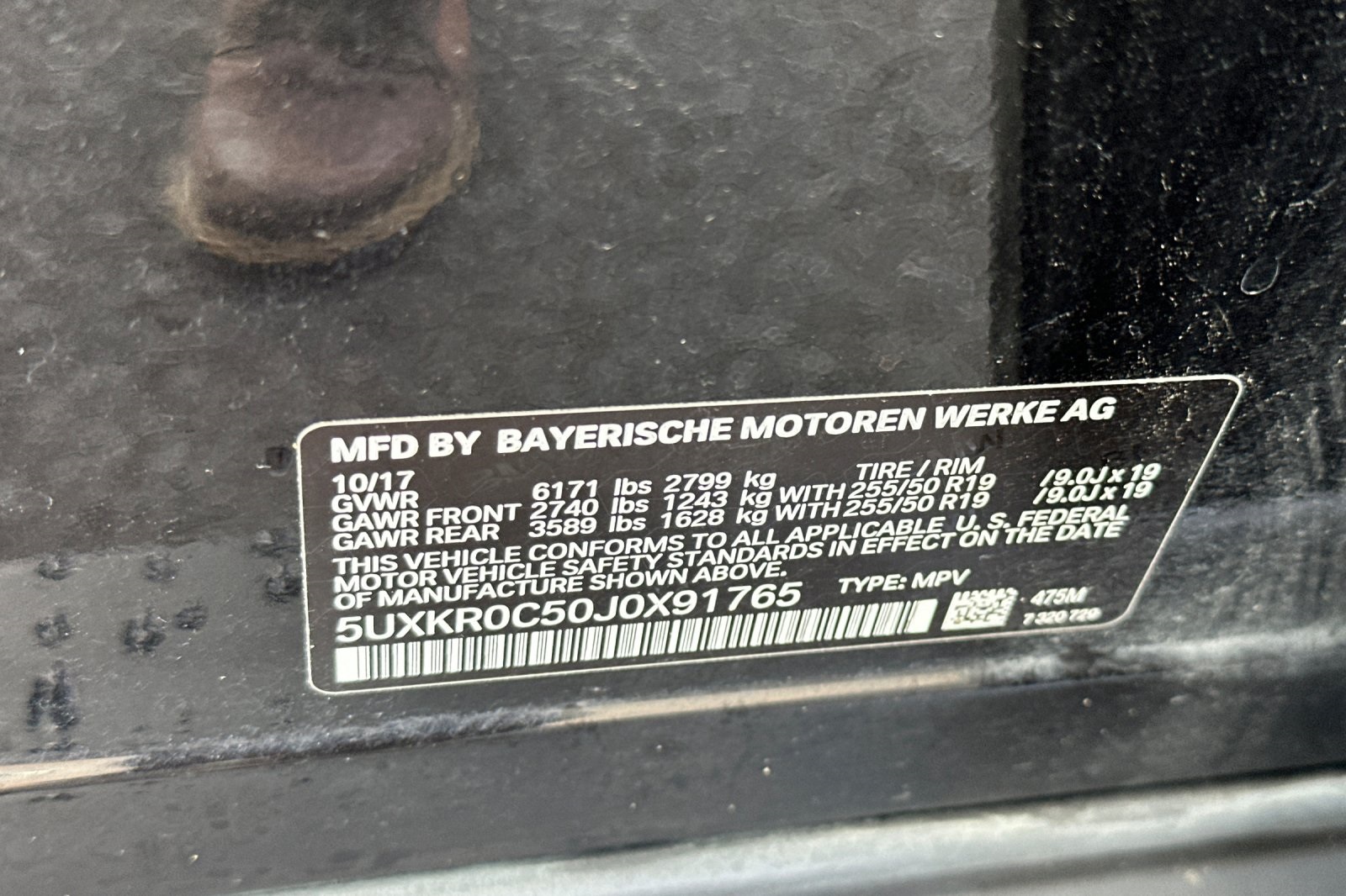 Vehicle image 33 of 36