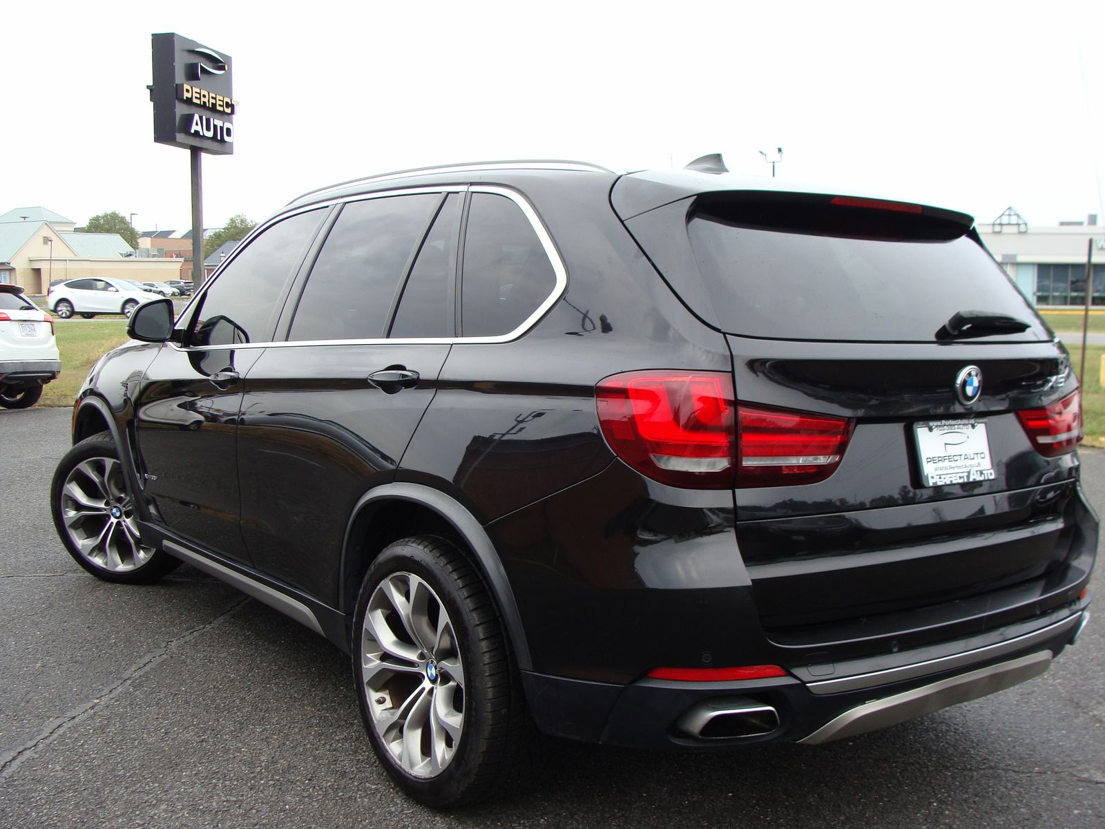 2018 BMW X5 xDrive35i Image 5 of 43