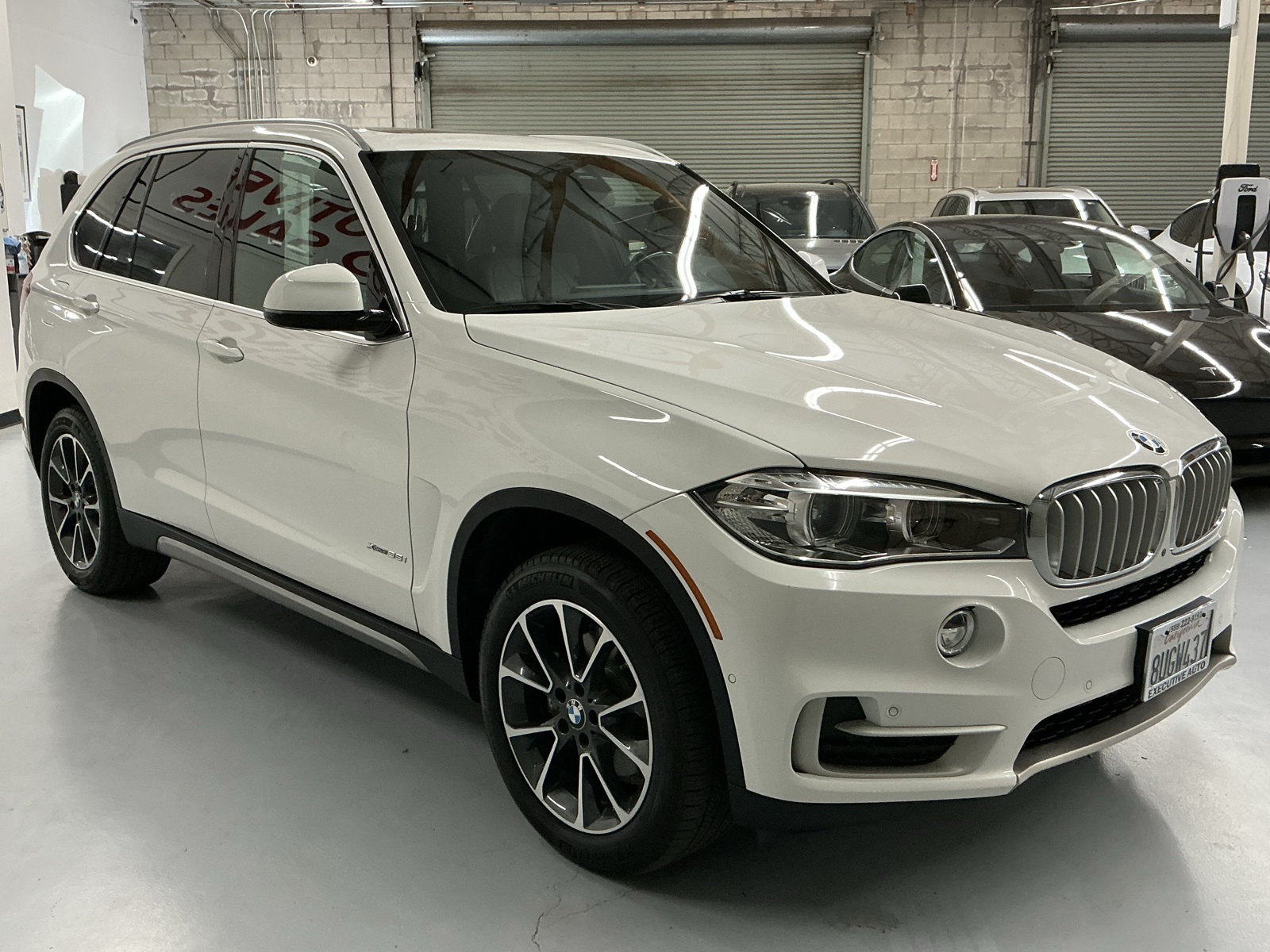 Vehicle image 3 of 34