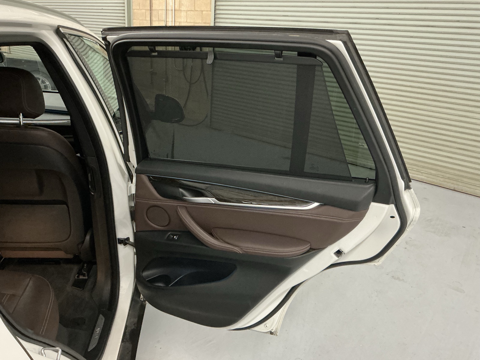 Vehicle image 12 of 34