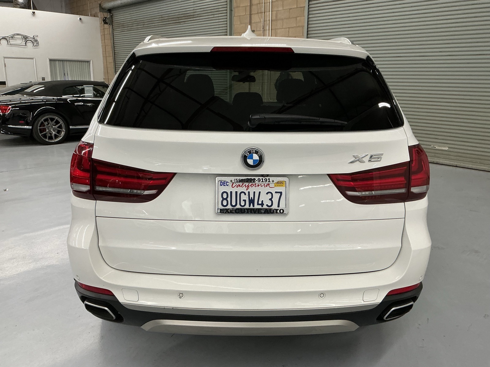 Vehicle image 13 of 34