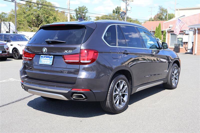 2018 BMW X5 xDrive35i Image 6 of 41