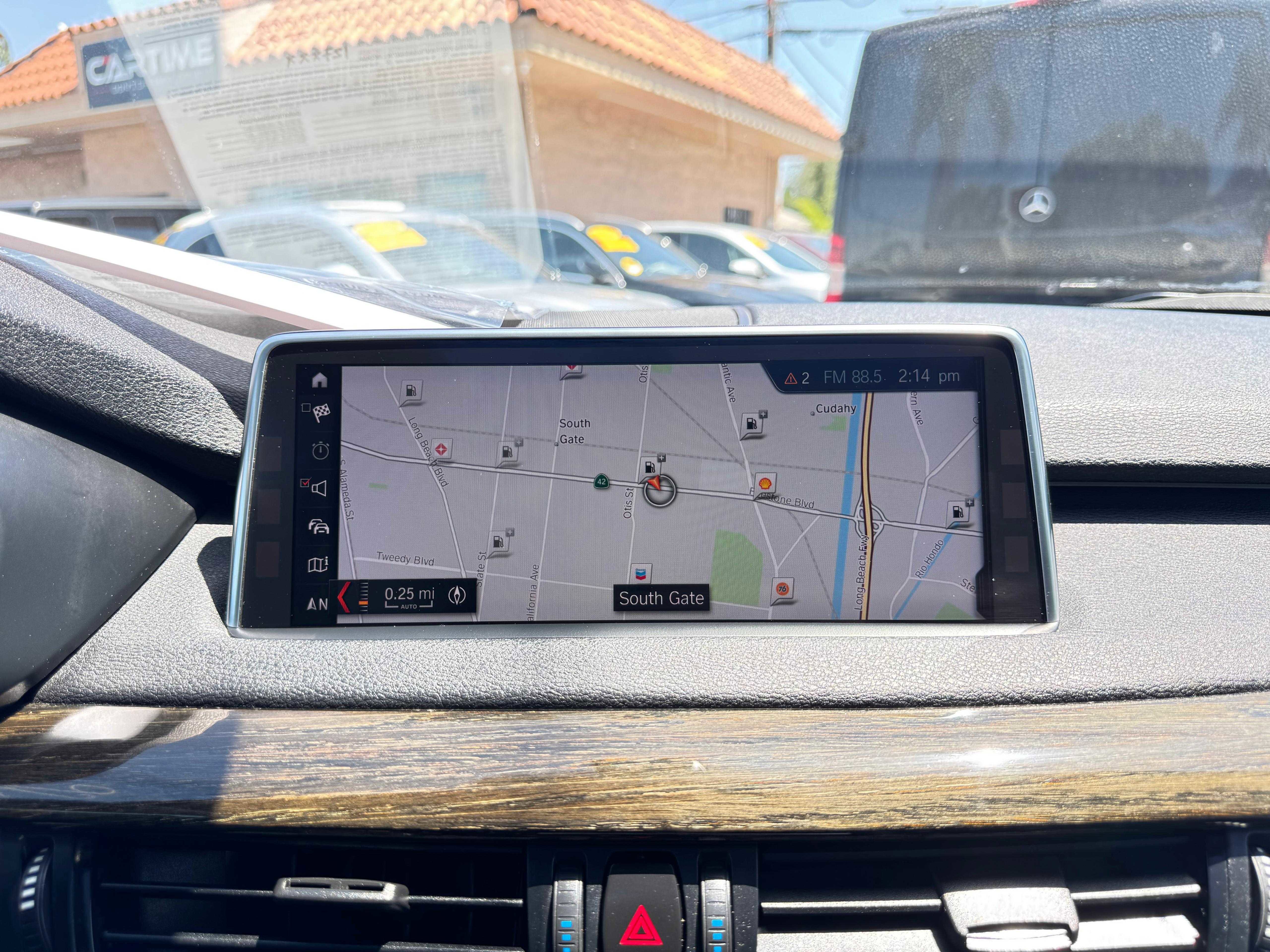 Vehicle image 42 of 69