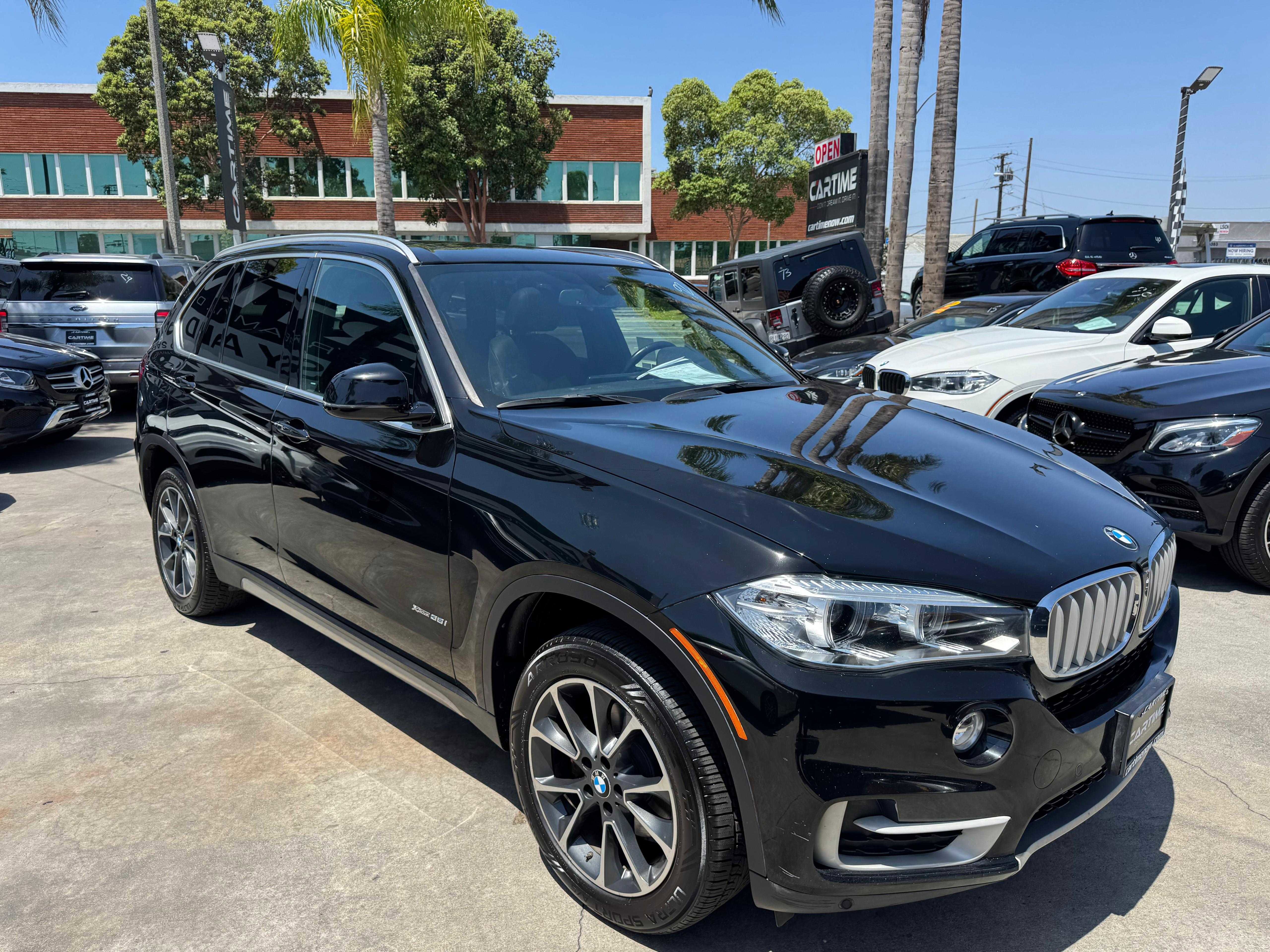Vehicle image 6 of 69