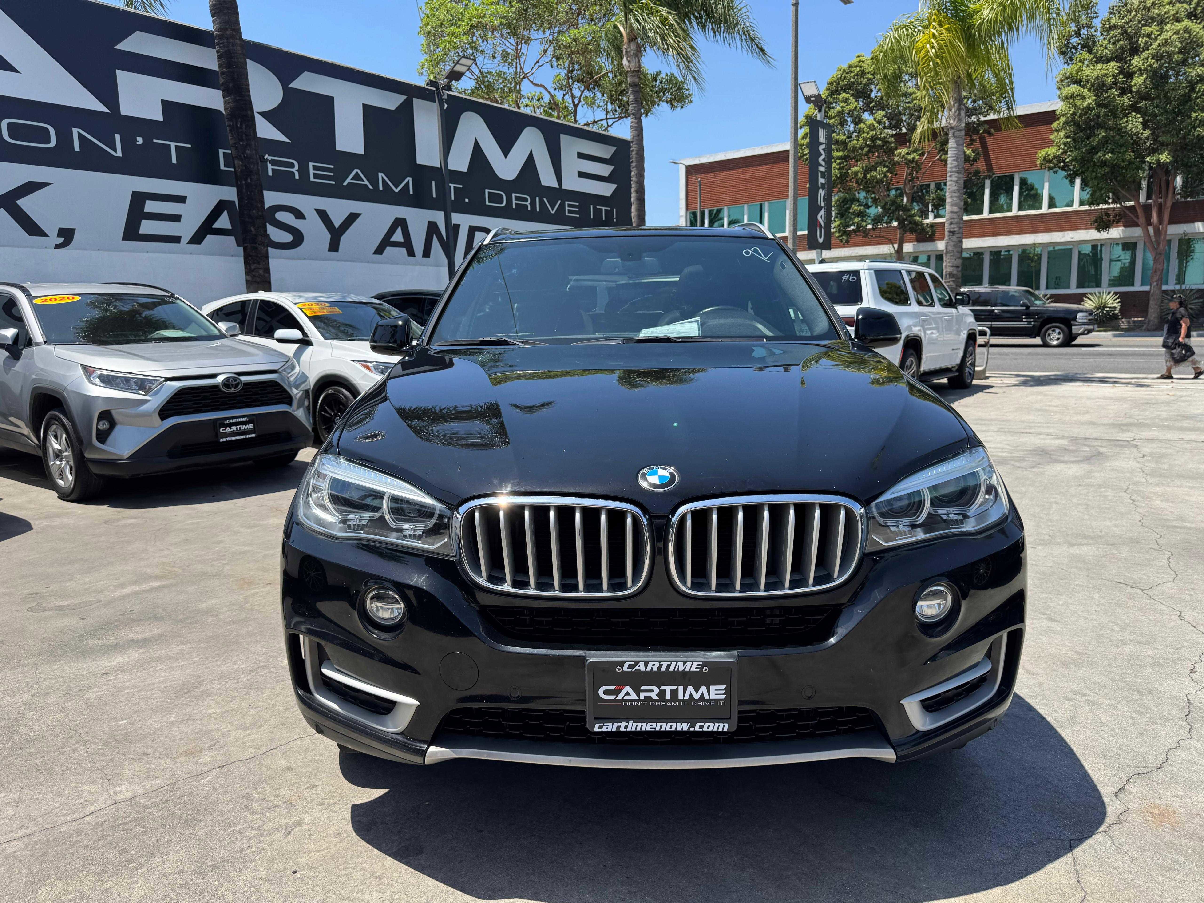 Vehicle image 67 of 69