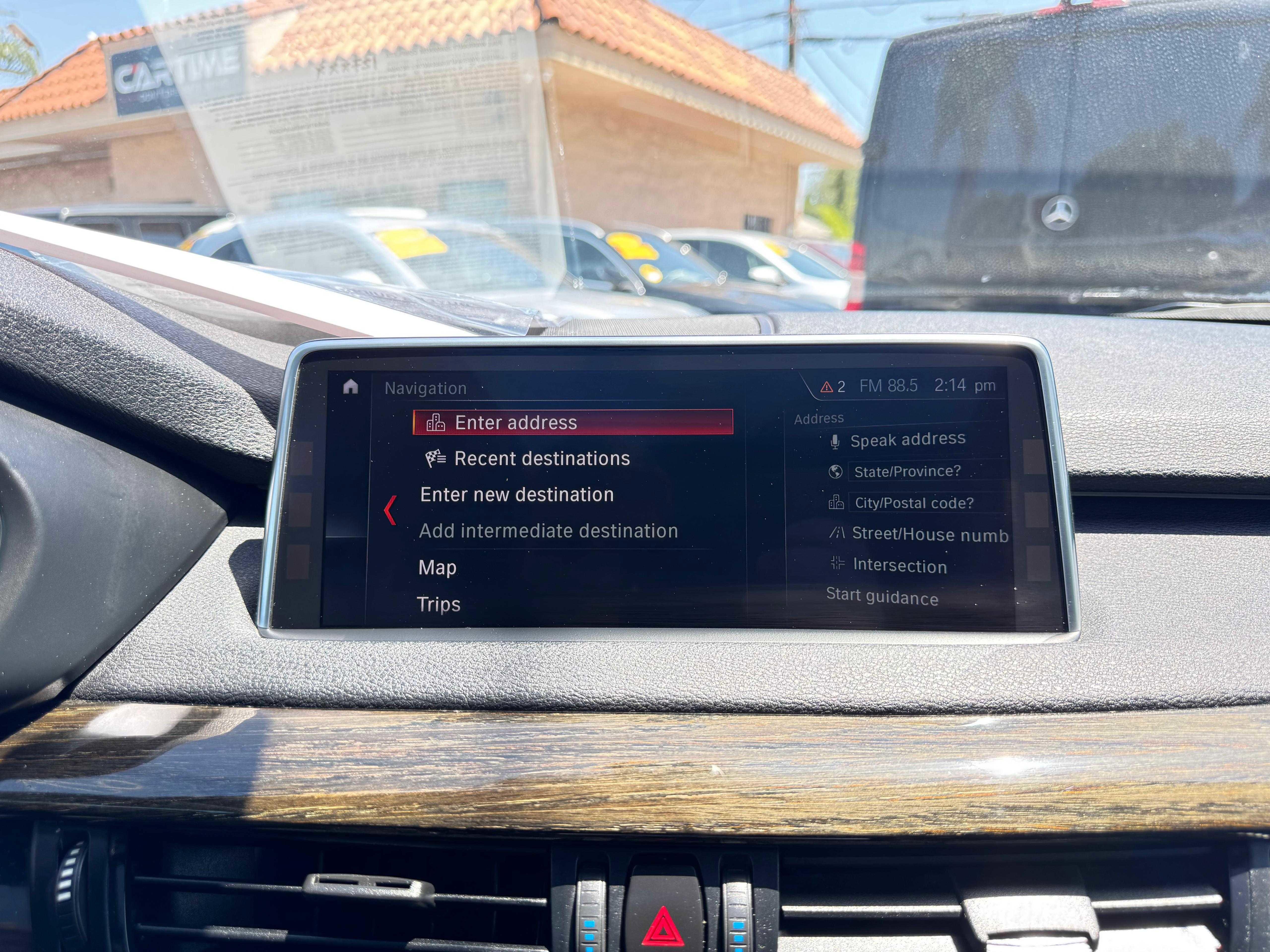 Vehicle image 38 of 69