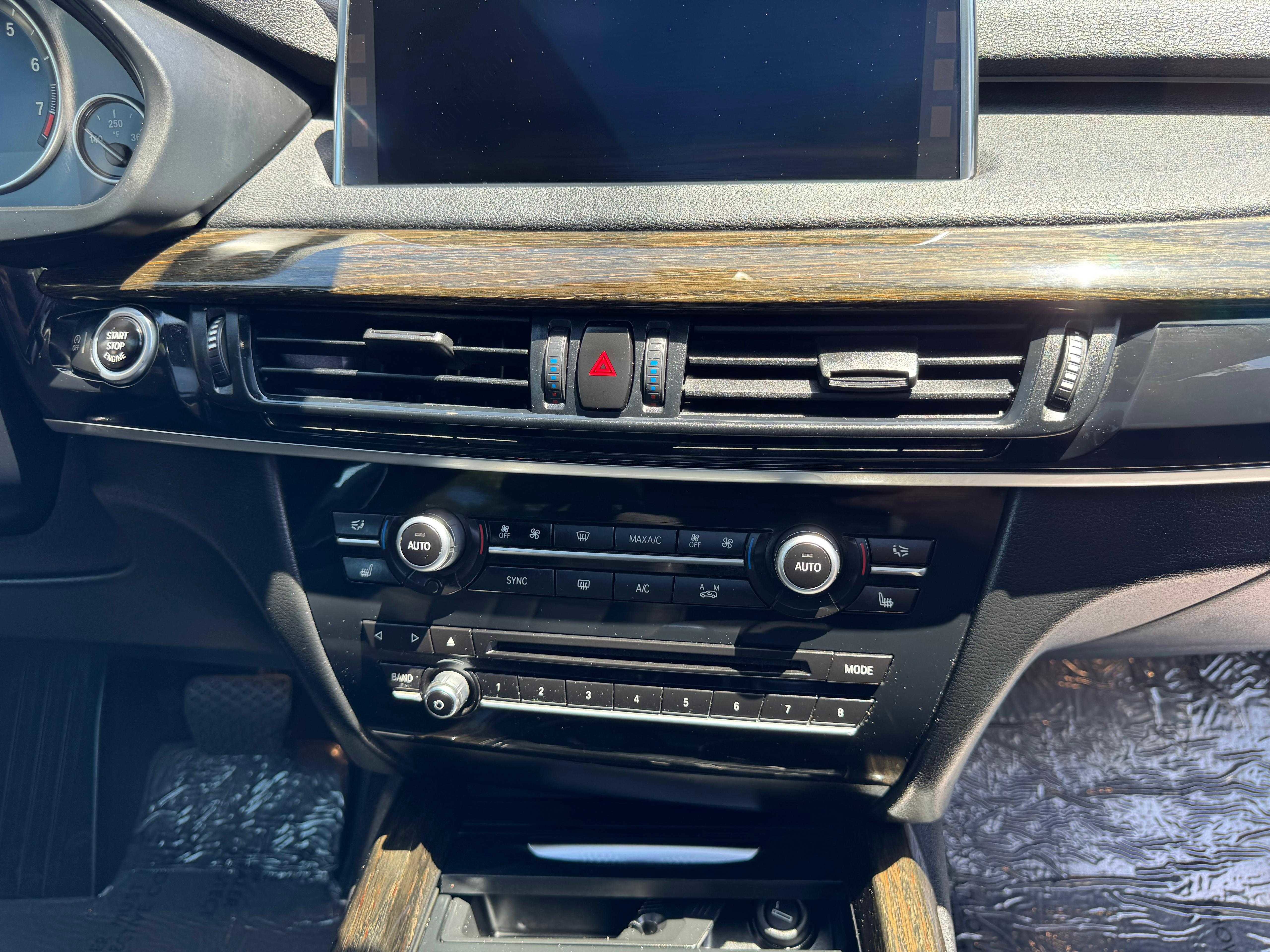 Vehicle image 56 of 69