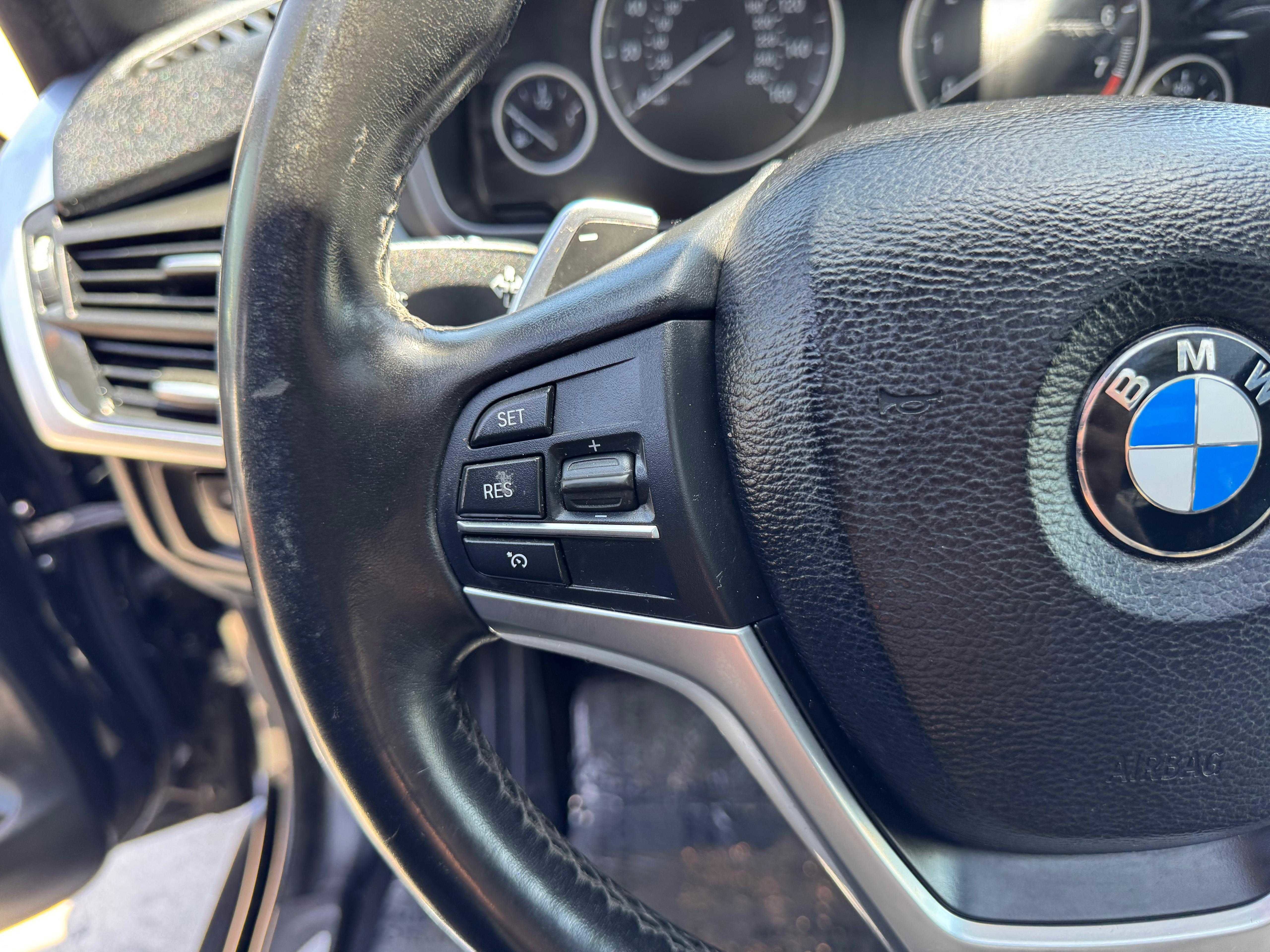 Vehicle image 32 of 69