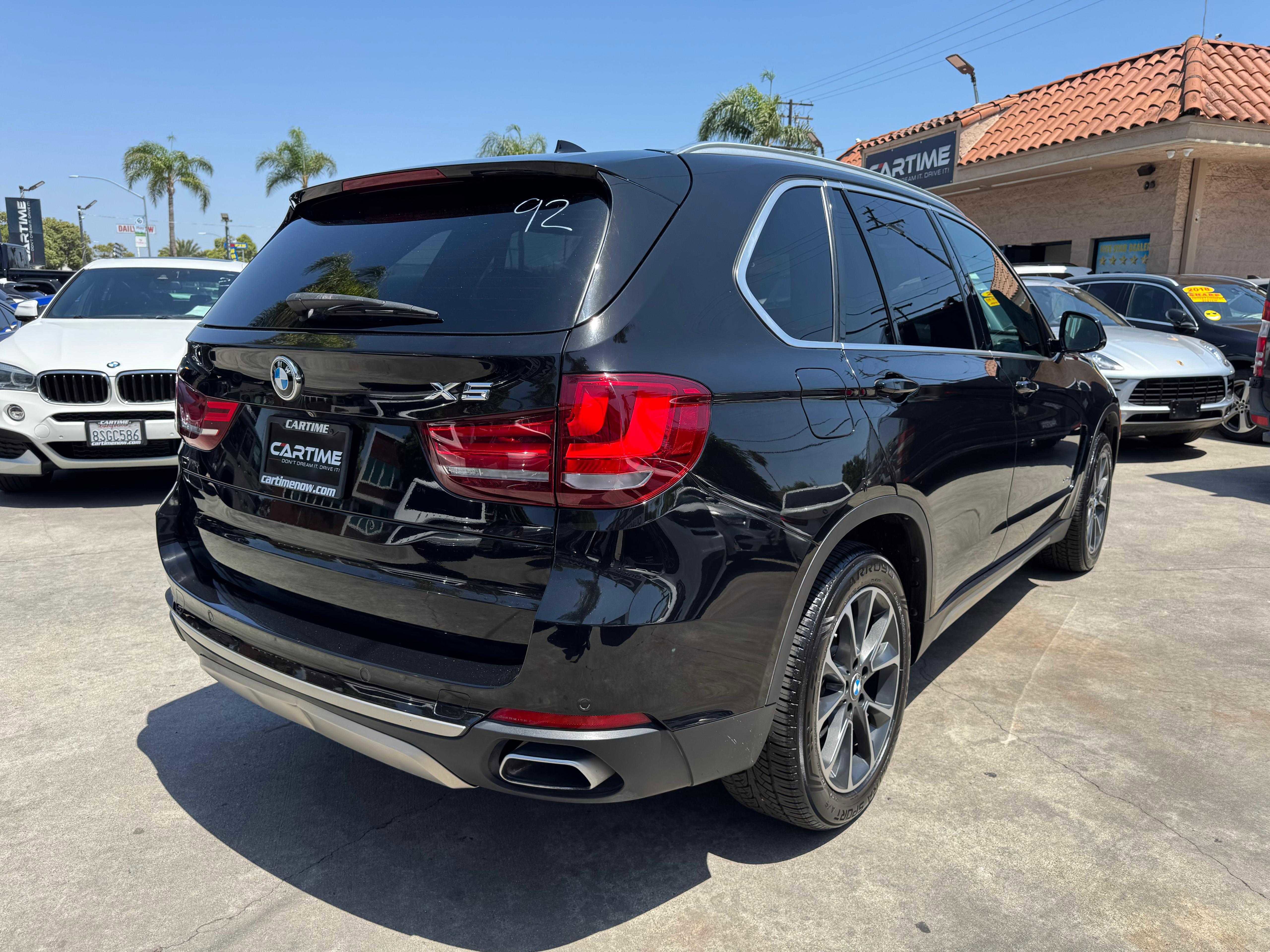 Vehicle image 8 of 69