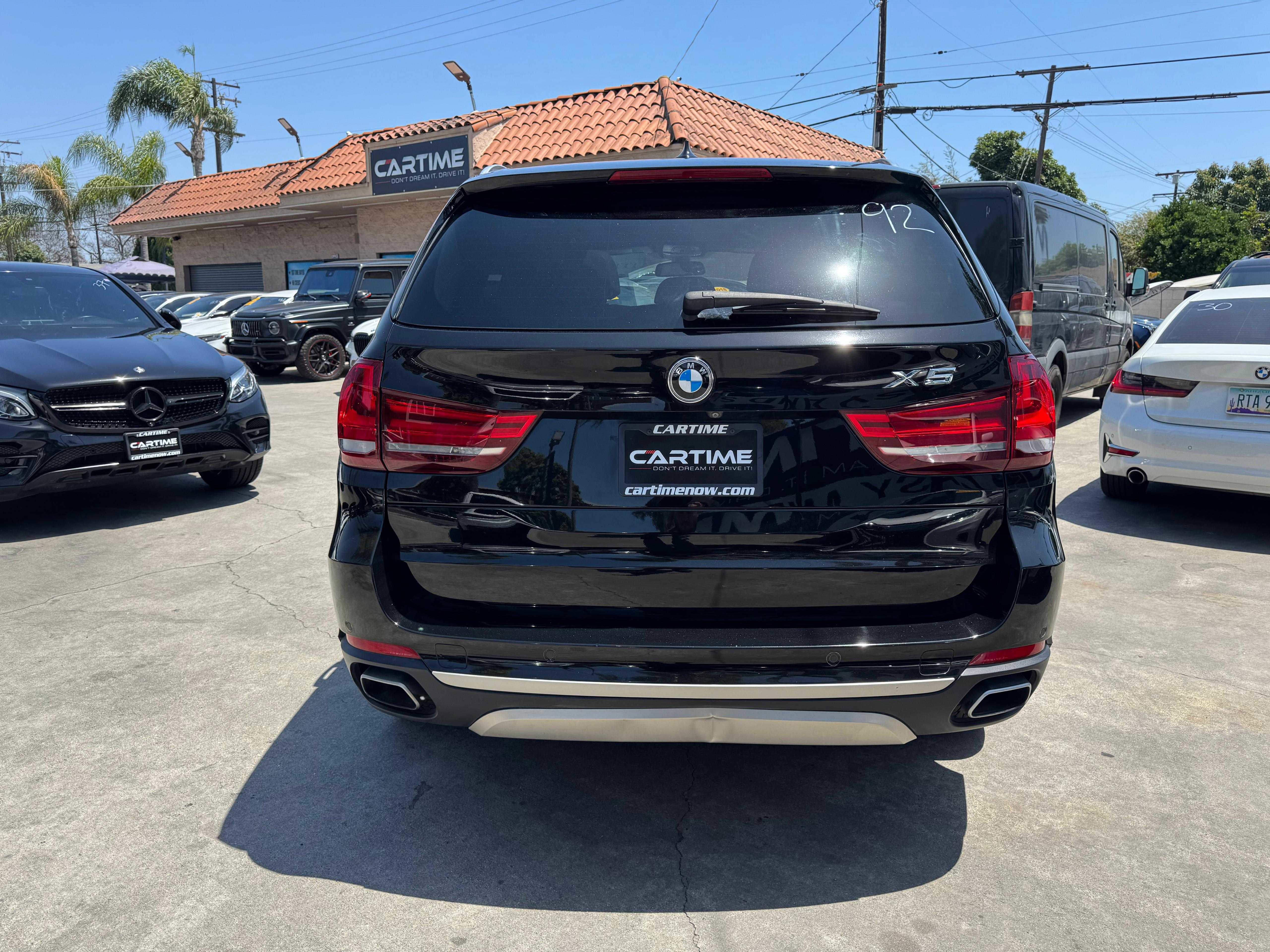 Vehicle image 65 of 69