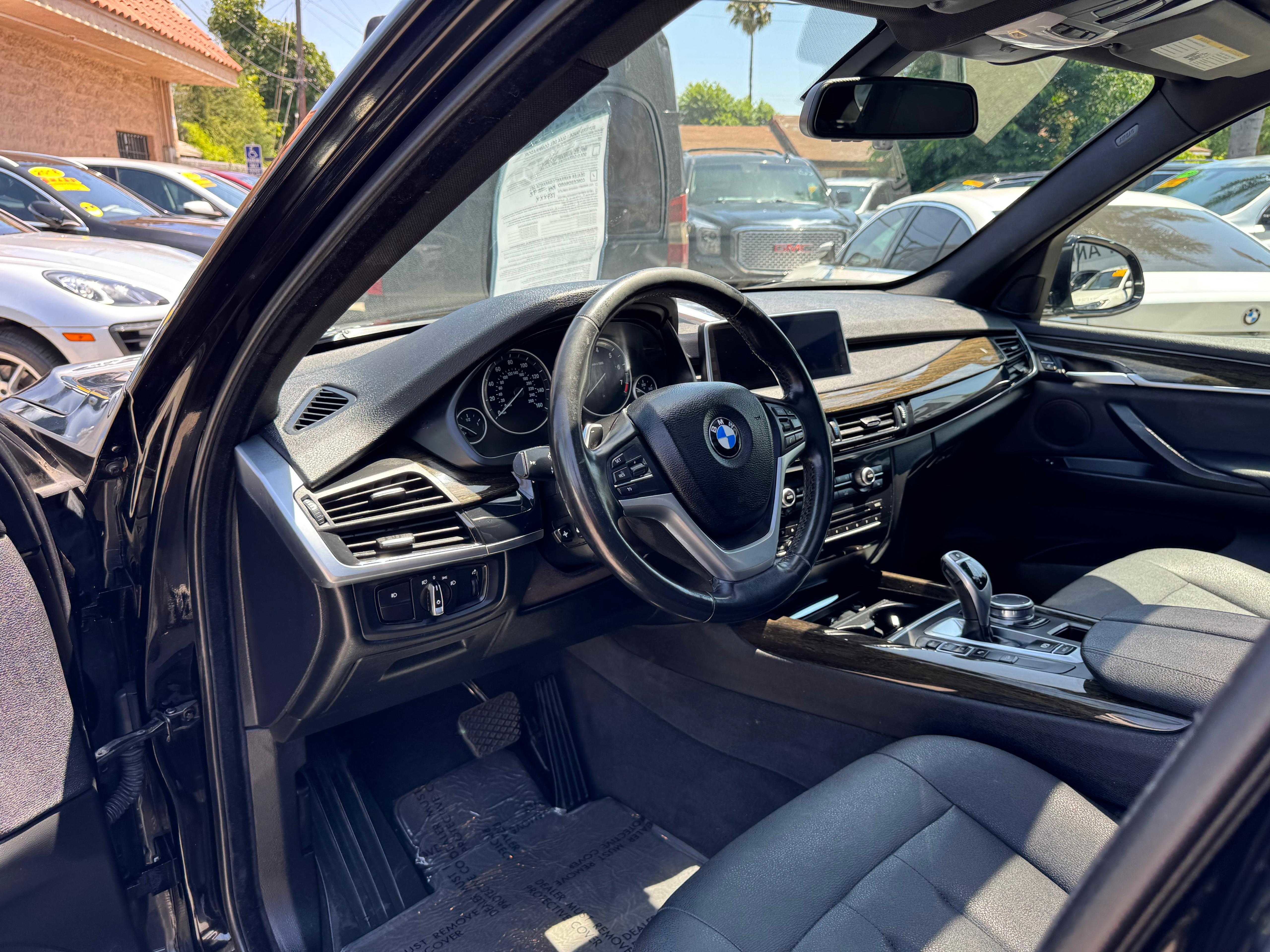 Vehicle image 26 of 69