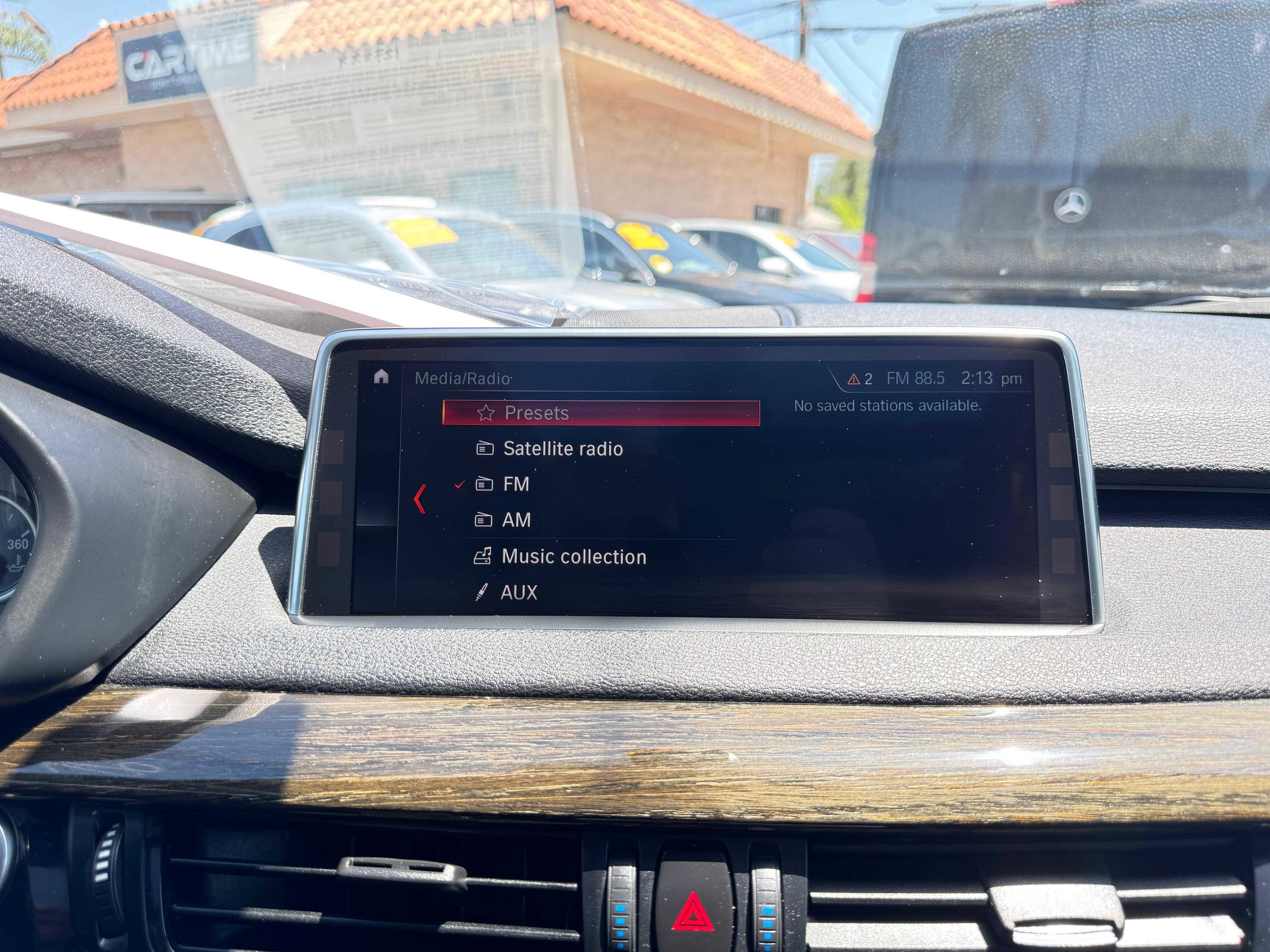 Vehicle image 44 of 69