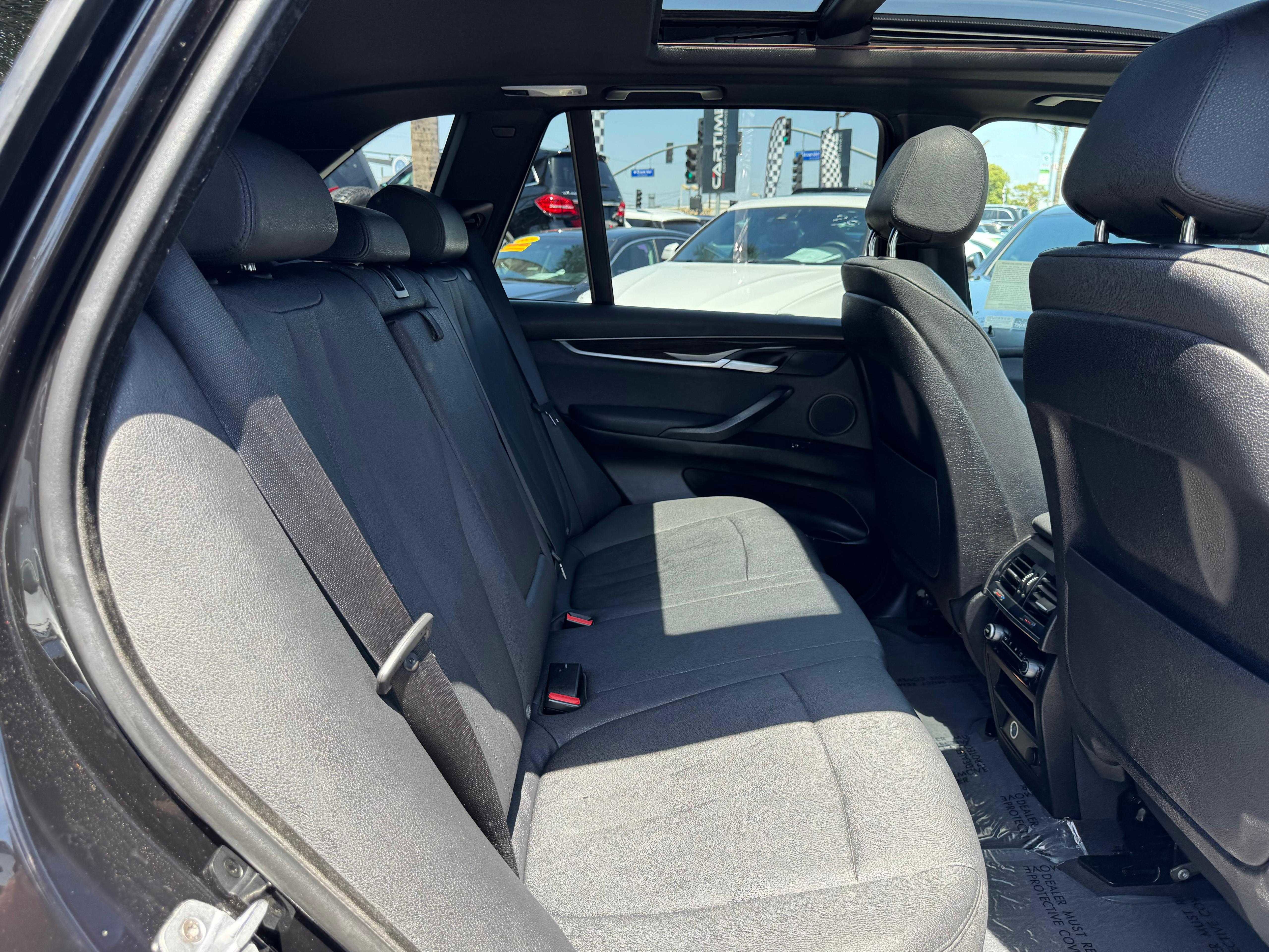 Vehicle image 20 of 69