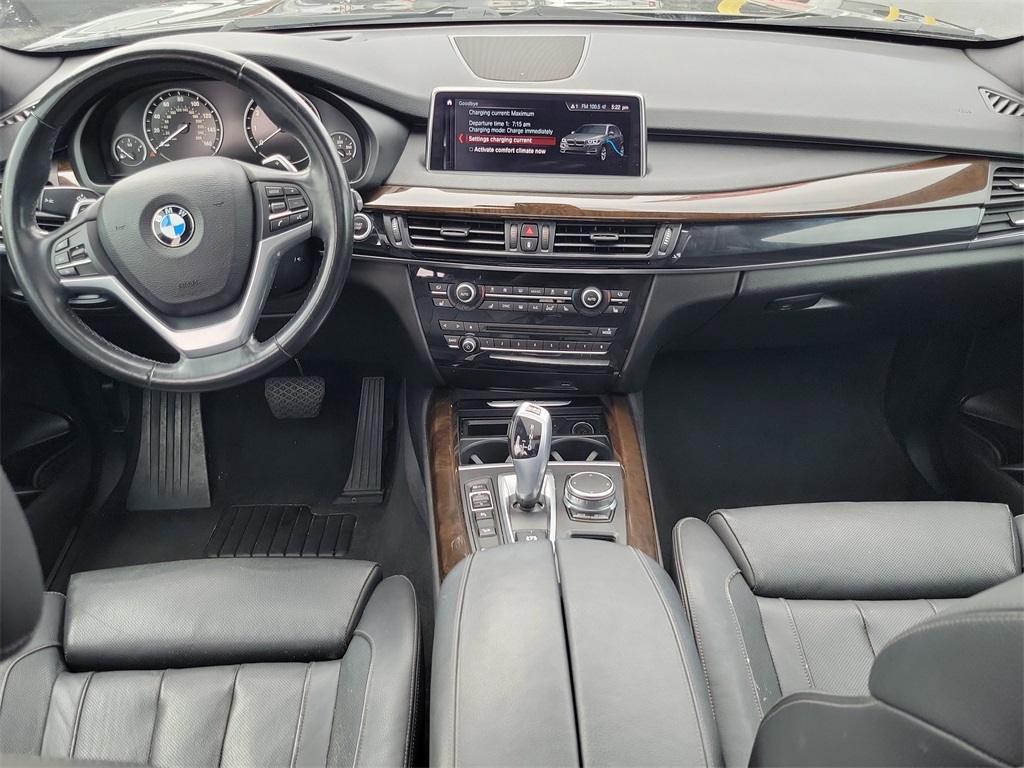 Vehicle image 13 of 36
