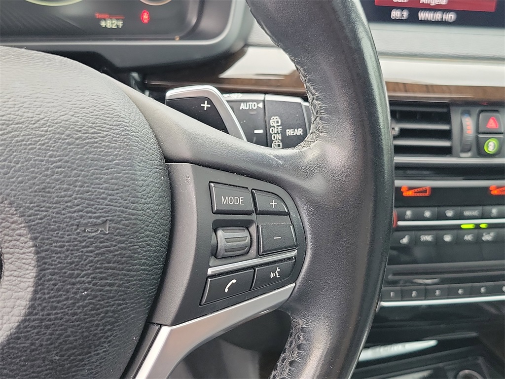 Vehicle image 15 of 36