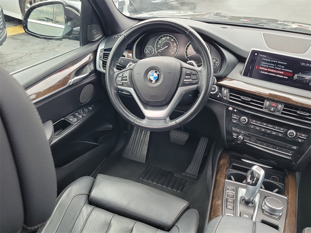 Vehicle image 12 of 36