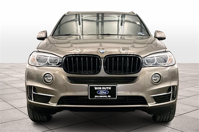 Vehicle image 2 of 34