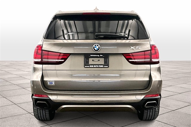 Vehicle image 5 of 34