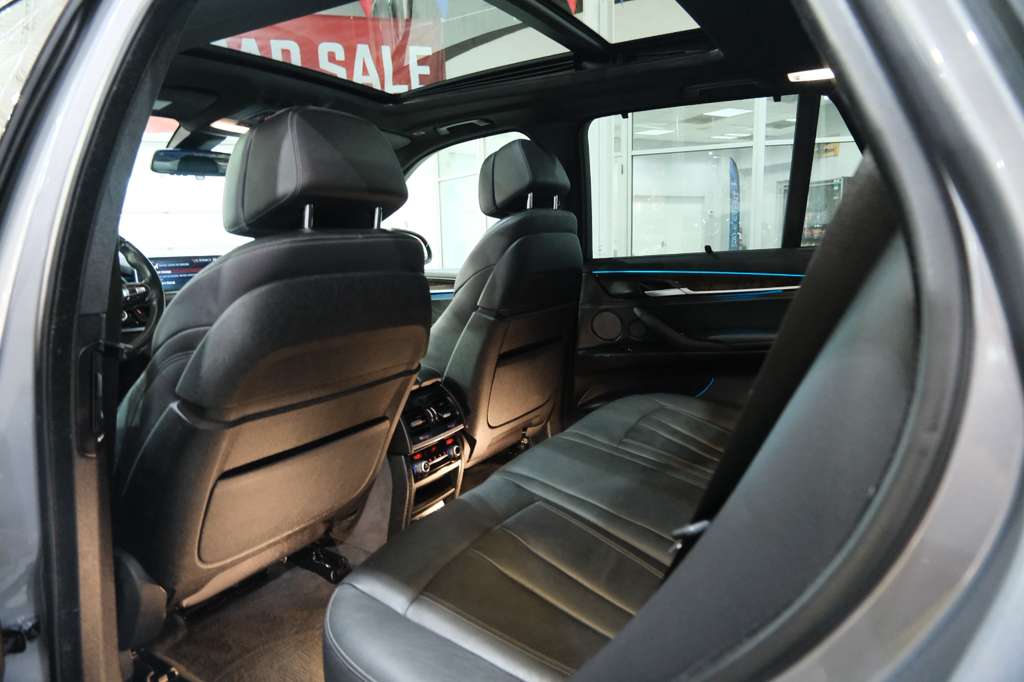 2018 BMW X5 xDrive50i Image 16 of 41