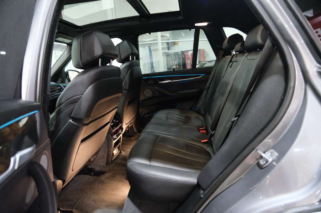 2018 BMW X5 xDrive50i Image 19 of 41