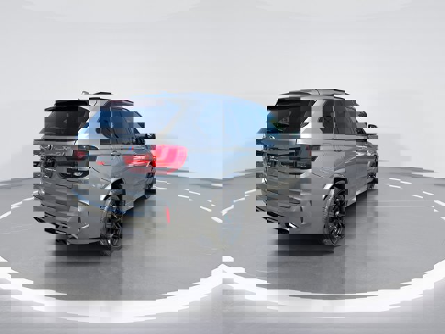 Vehicle image 6 of 27