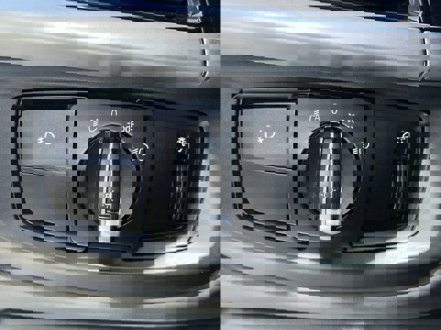 Vehicle image 27 of 27