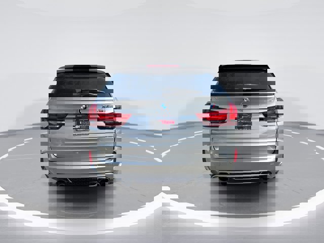 Vehicle image 7 of 27