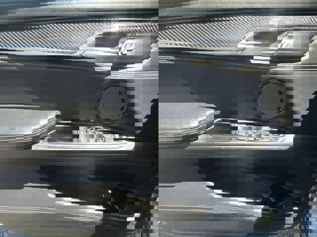Vehicle image 12 of 27