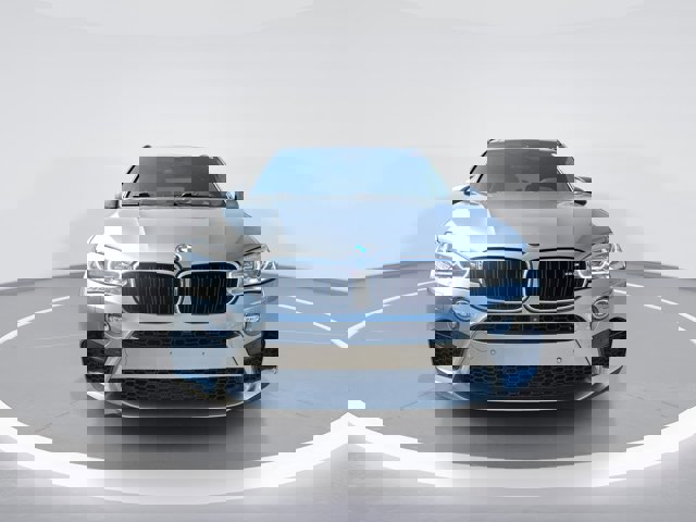 Vehicle image 2 of 27