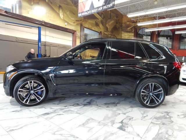 Vehicle image 4 of 29