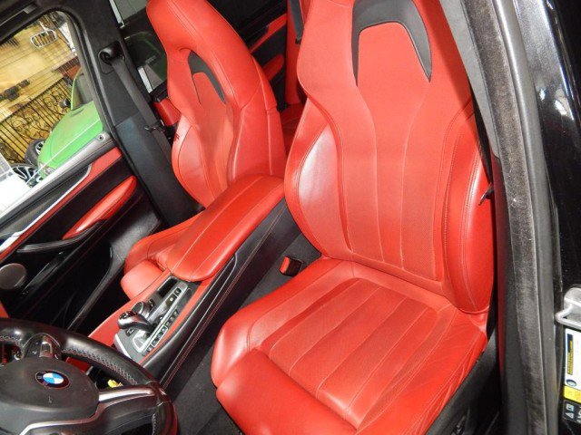 Vehicle image 15 of 29