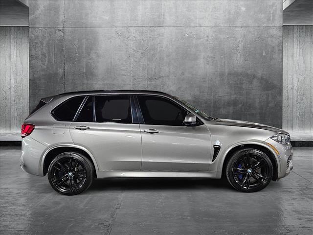 Vehicle image 4 of 25