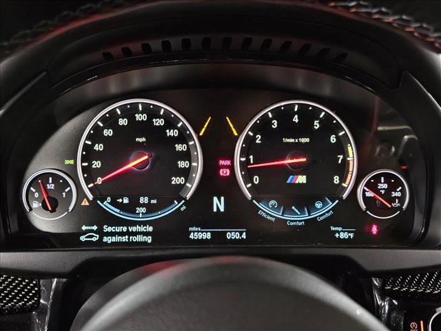 Vehicle image 17 of 25
