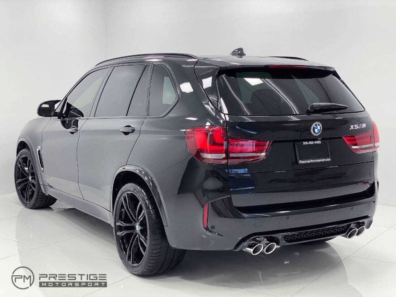 Vehicle image 16 of 48