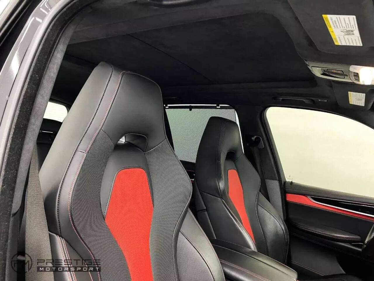 Vehicle image 22 of 48