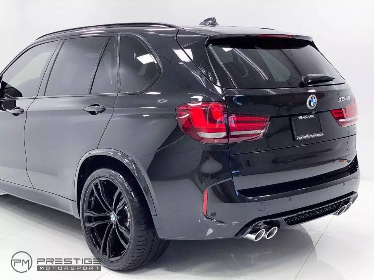 Vehicle image 15 of 48