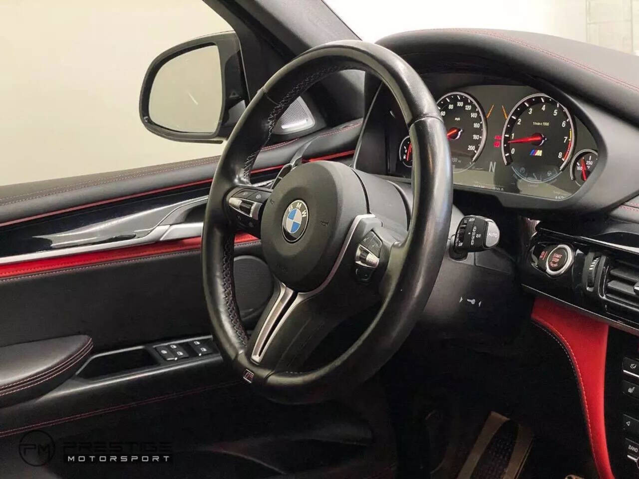 Vehicle image 29 of 48