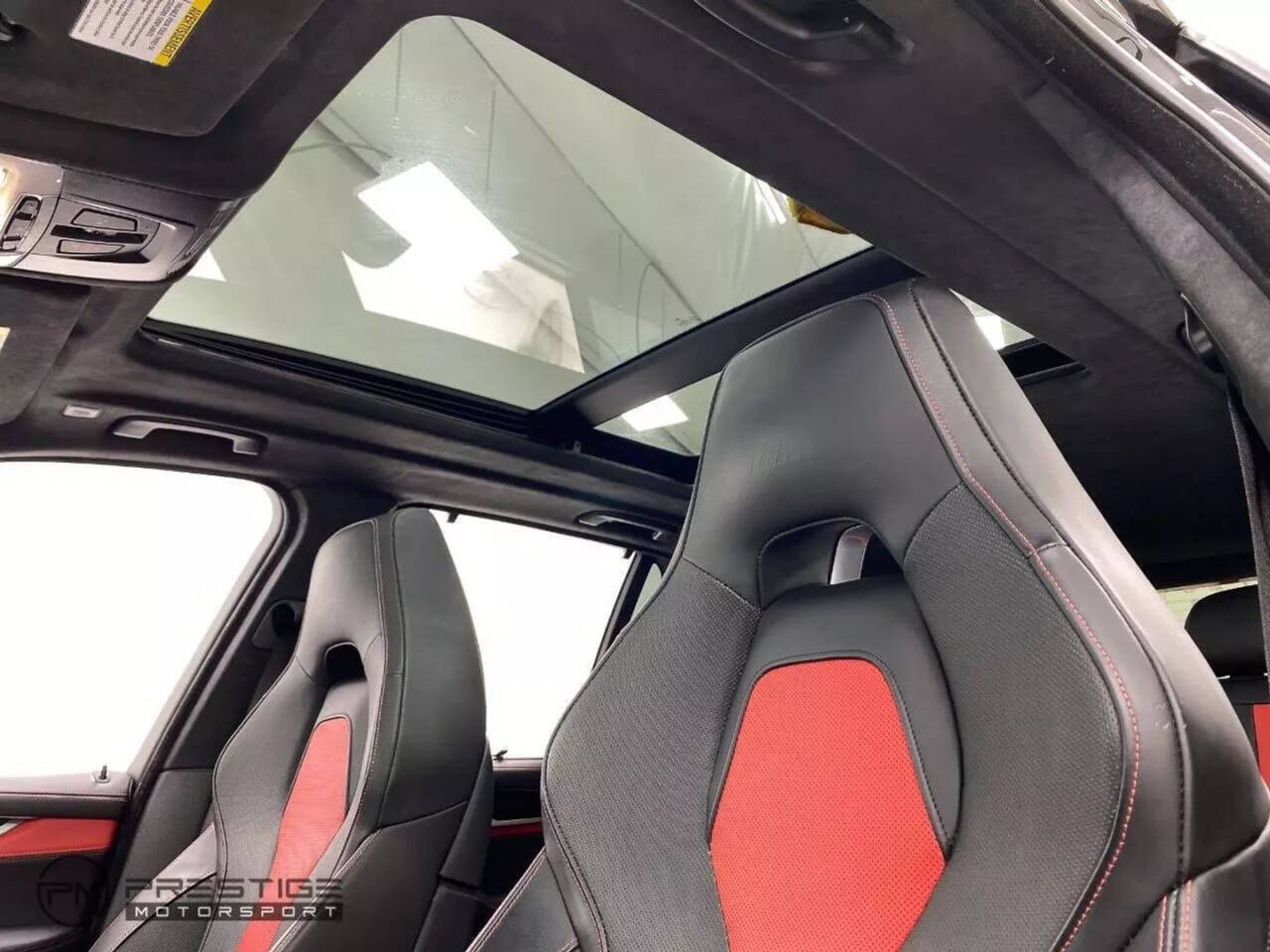 Vehicle image 23 of 48