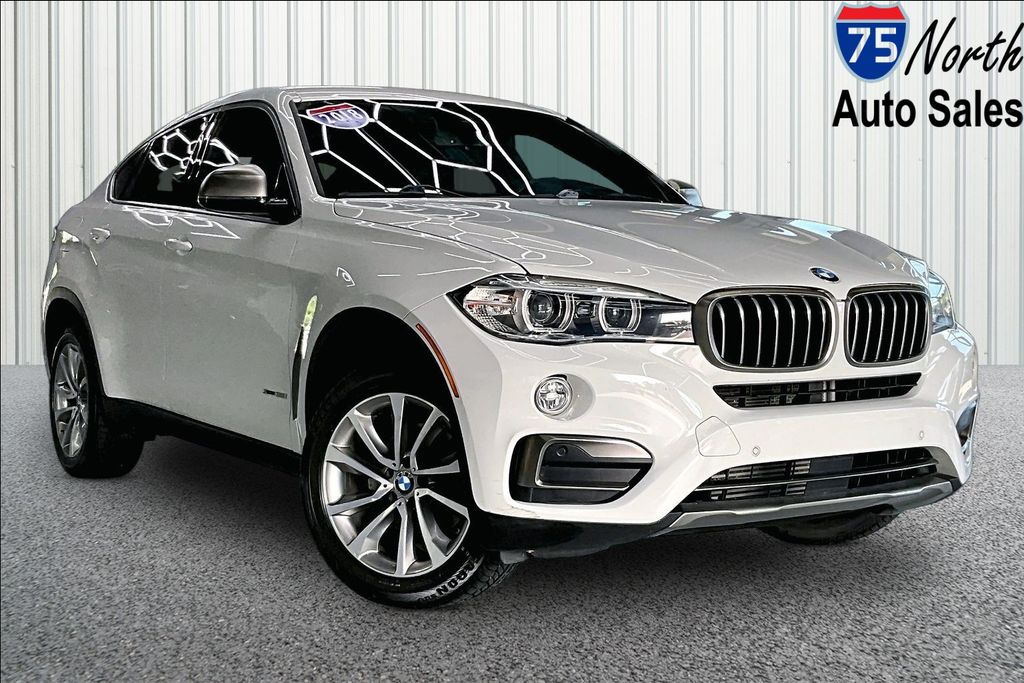 2018 BMW X6 xDrive35i Image 2 of 37