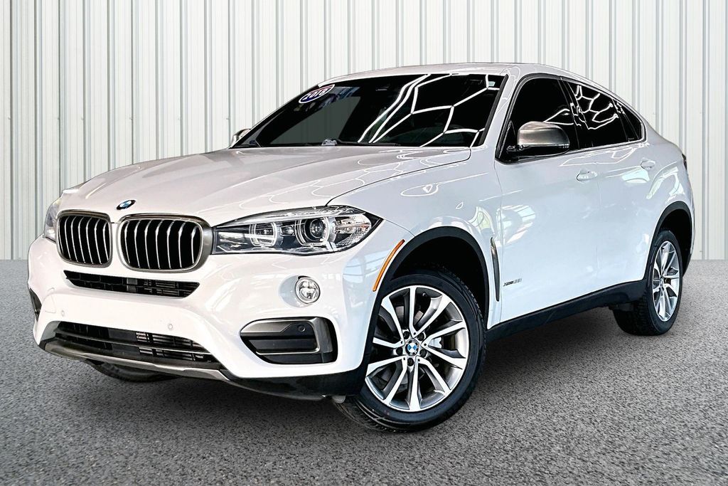 2018 BMW X6 xDrive35i Image 1 of 37