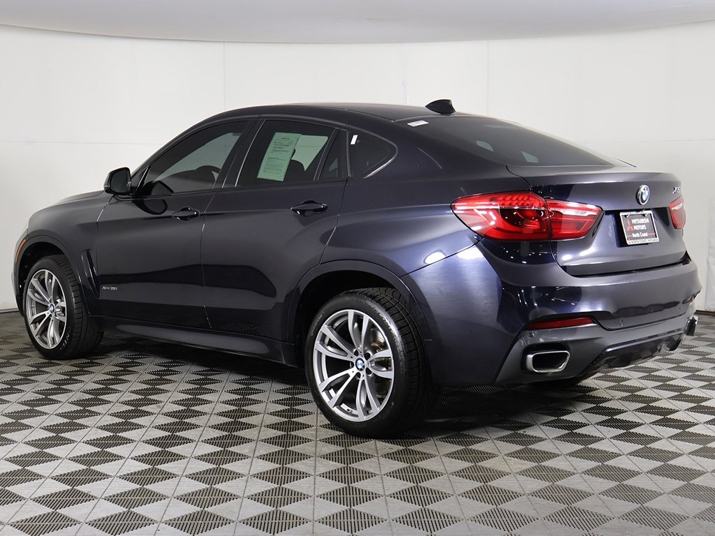 Vehicle image 12 of 60