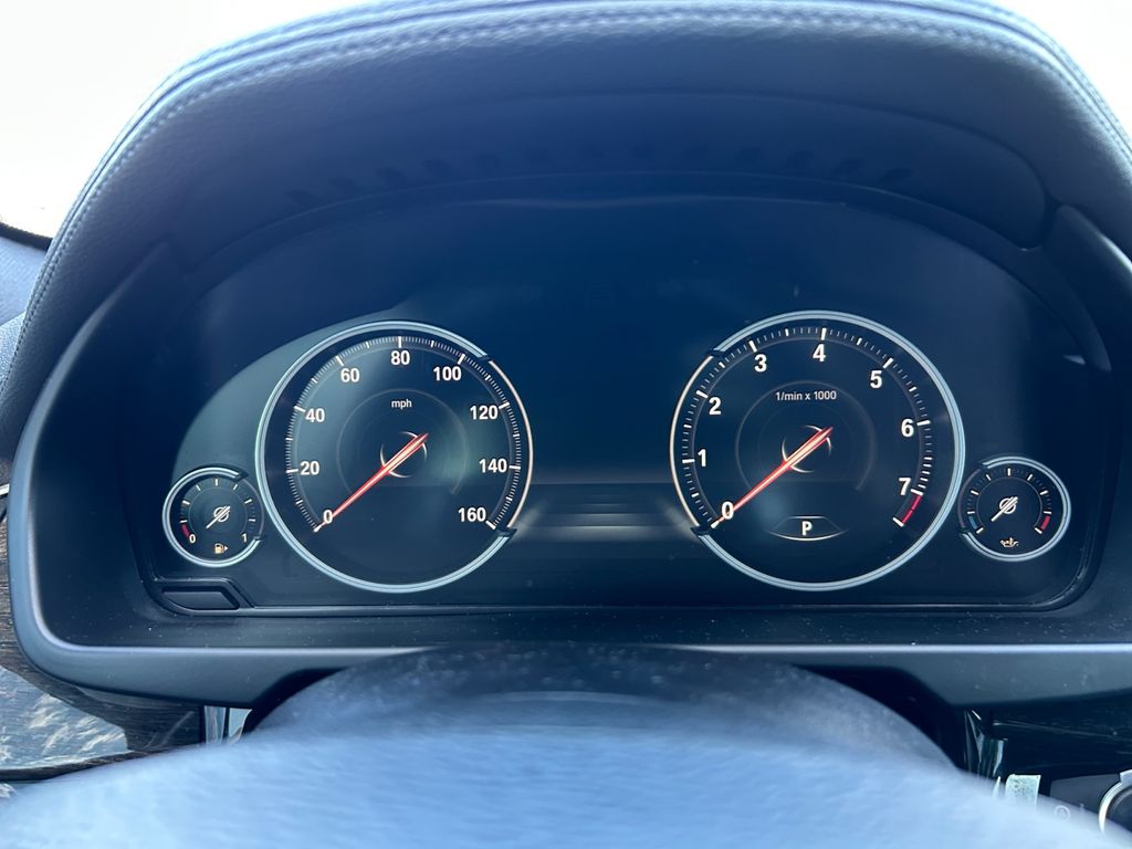 2018 BMW X6 xDrive35i Image 17 of 21