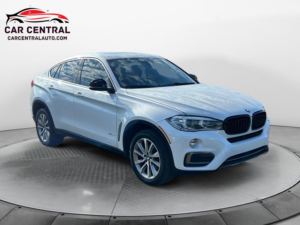 2018 BMW X6 xDrive35i Image 3 of 21
